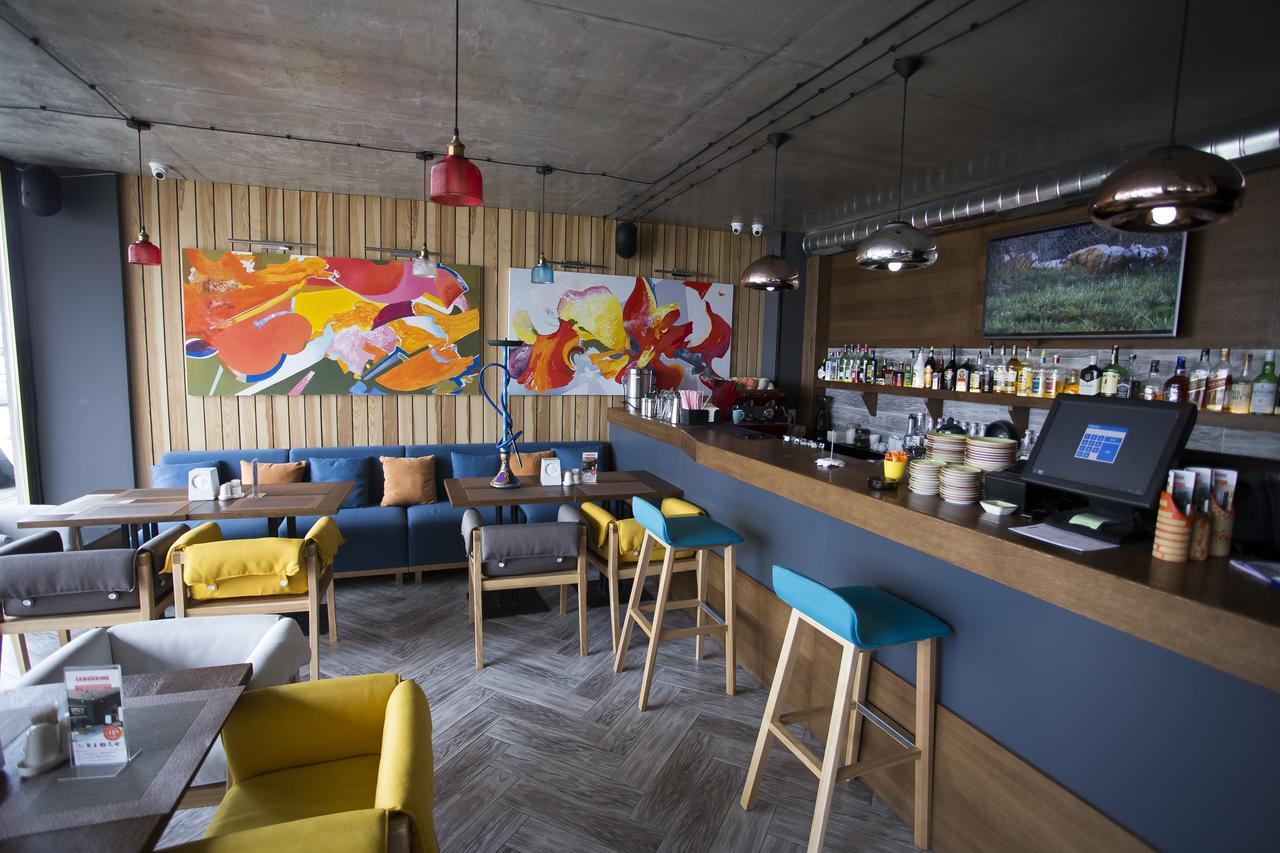 Aparthotel Tangerine บาทูมิ ภายนอก รูปภาพ