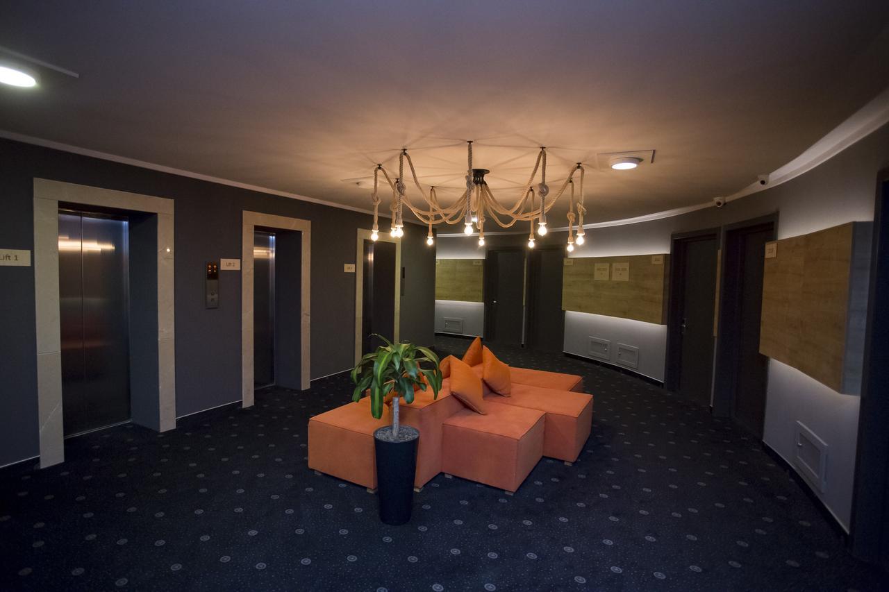 Aparthotel Tangerine บาทูมิ ภายนอก รูปภาพ