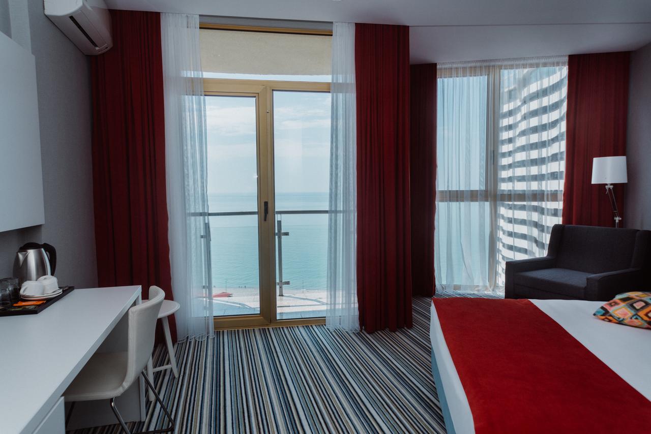 Aparthotel Tangerine บาทูมิ ภายนอก รูปภาพ