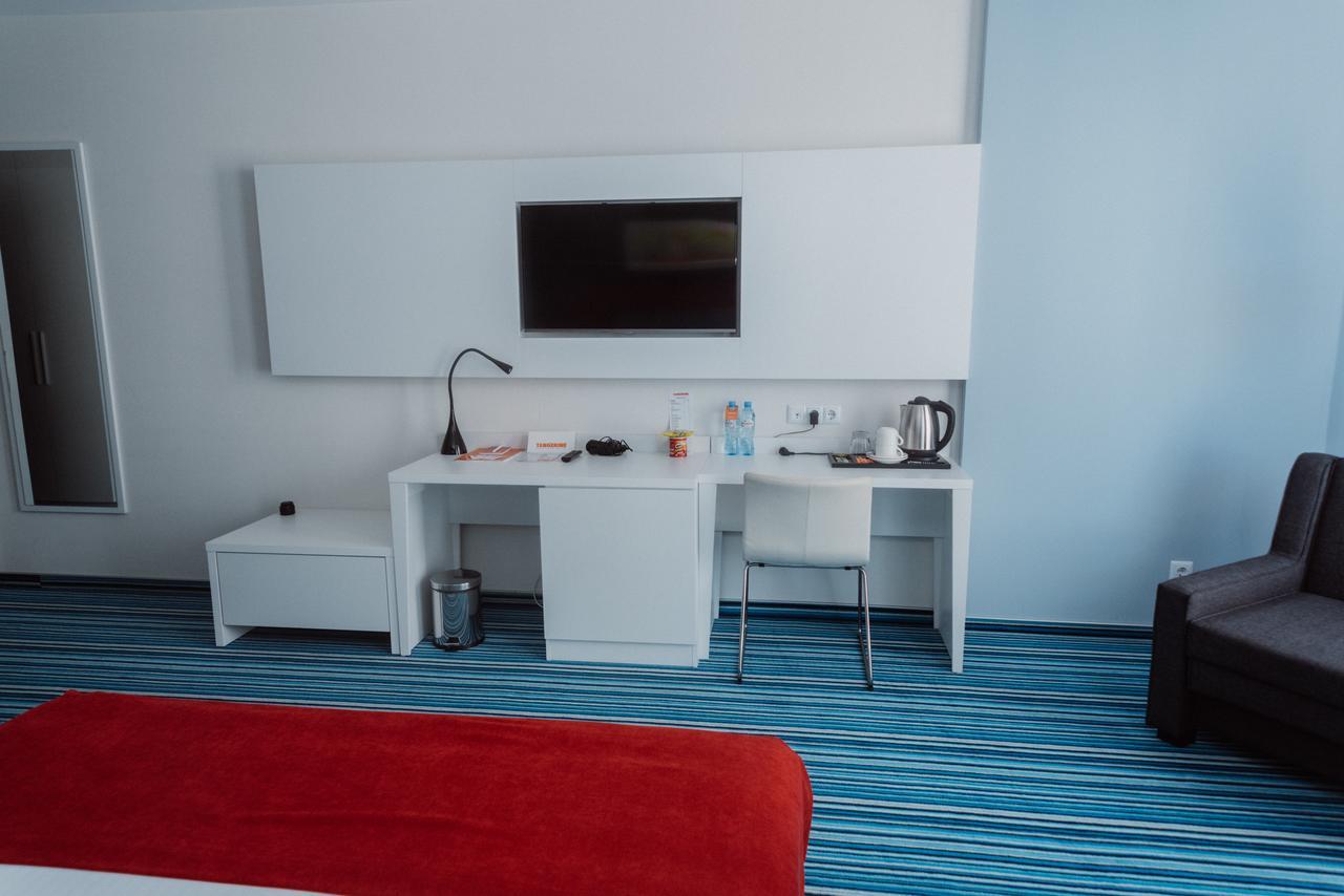 Aparthotel Tangerine บาทูมิ ภายนอก รูปภาพ